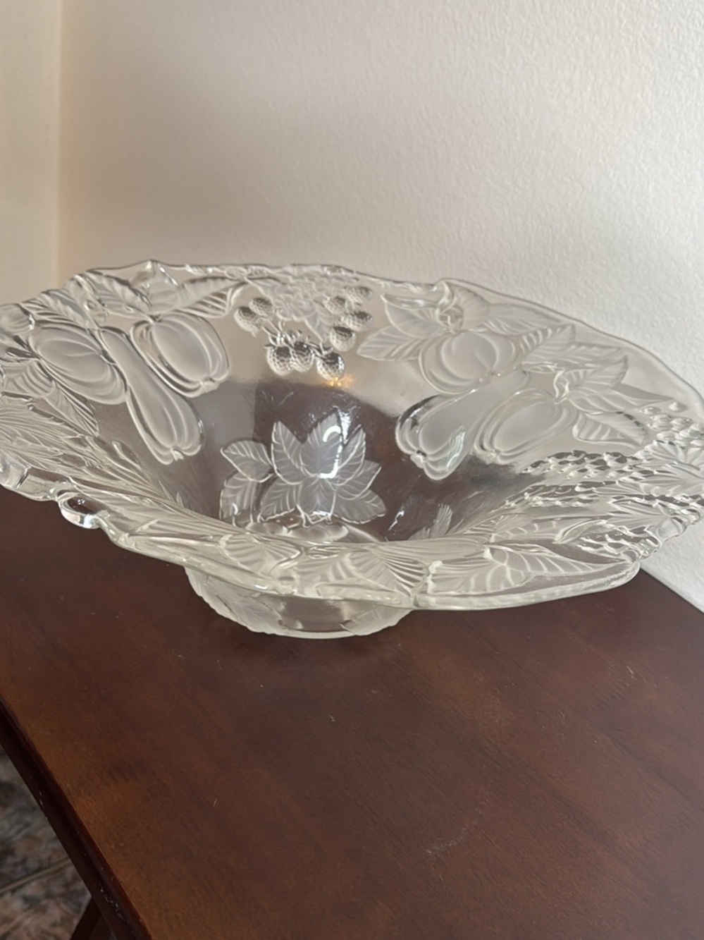 Mikasa Clear Pressed Glass Fruit Bowl with Floral Motif, Arabella Pattern